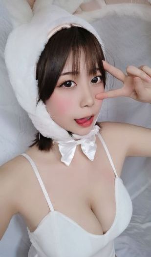制服师生亚洲中文失禁_BD动漫免费观看
